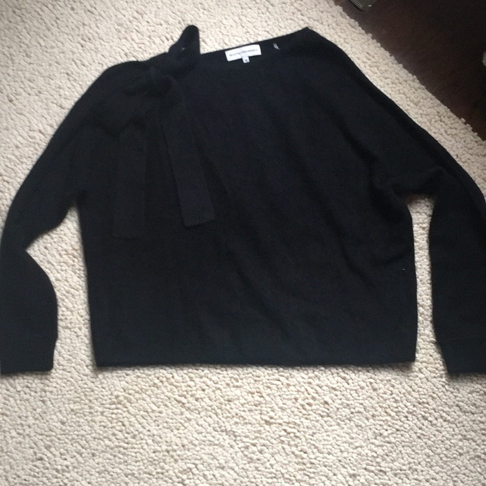 Black cashmere sweater